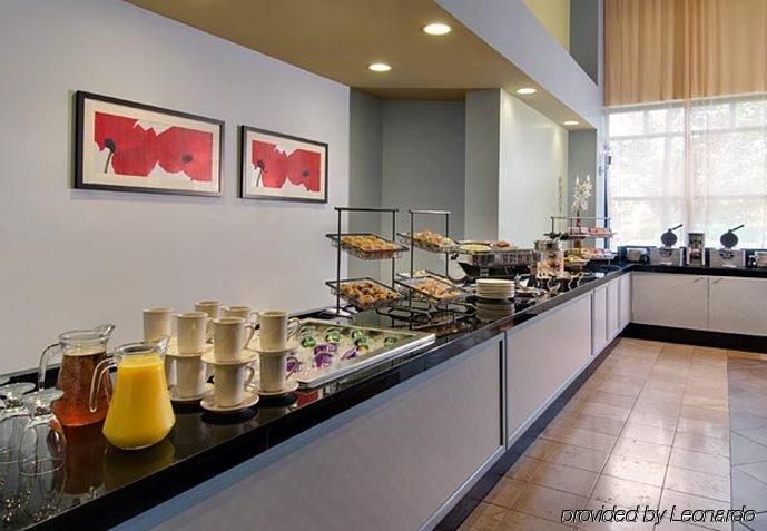 Springhill Suites By Marriott Chicago Southwest At Burr Ridge Hinsdale Restaurant foto